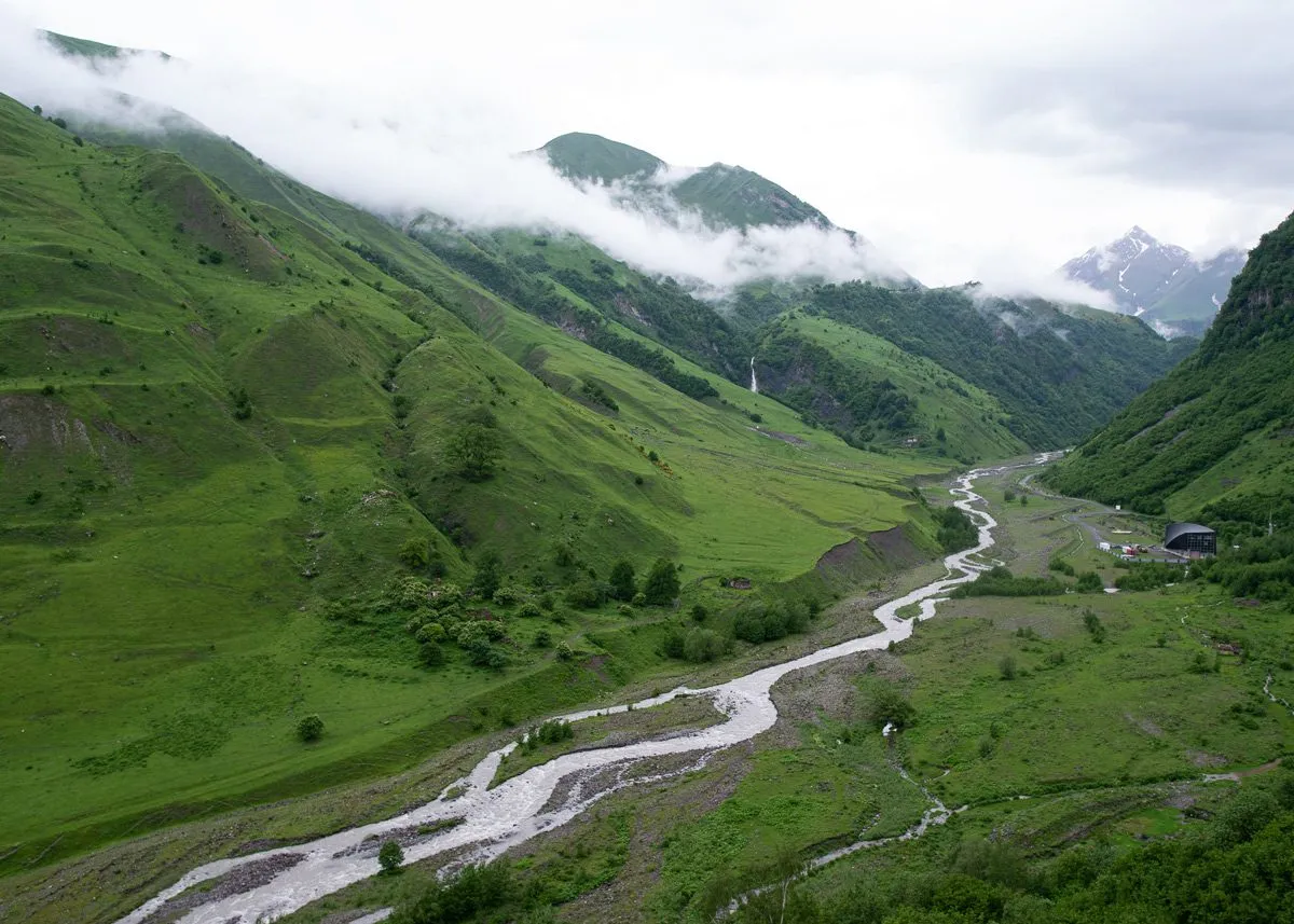 Как переехать в Грузию