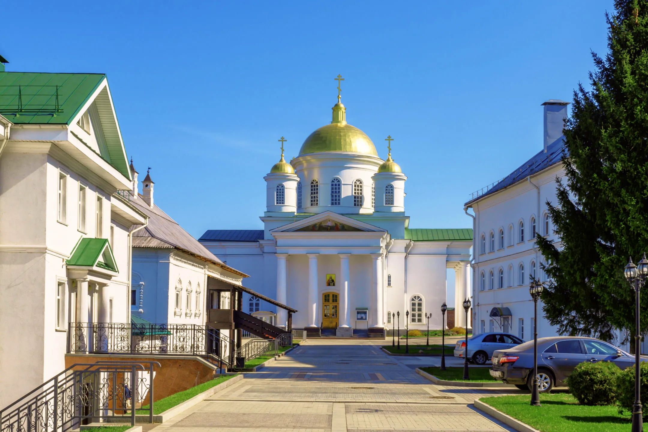 Собор с золотым куполом