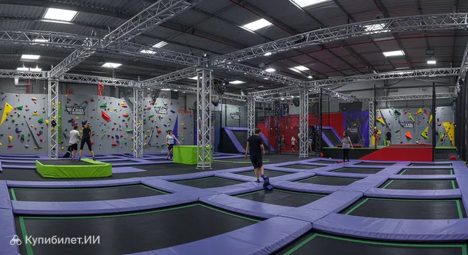 Street Maniax — парк приключений и батутов