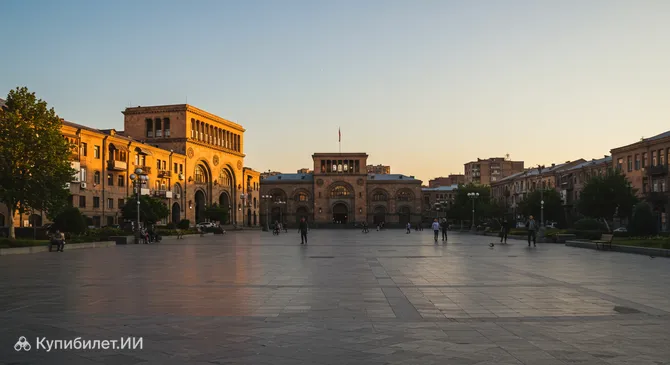 Площадь Свободы