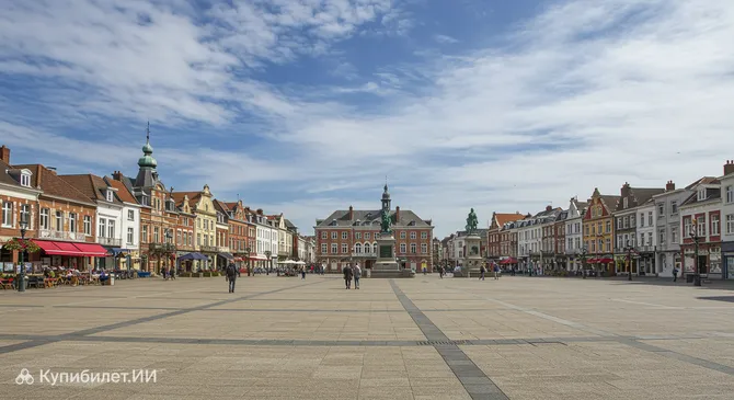 Площадь Морских Героев