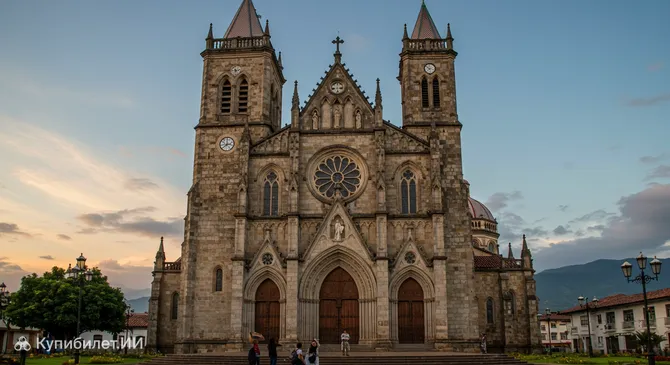 Кафедральный собор Богоматери Лурдской, Флоренсия