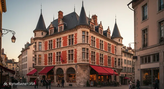 Ла Мезон Руж