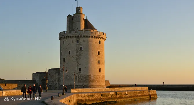 Башня Фонарь