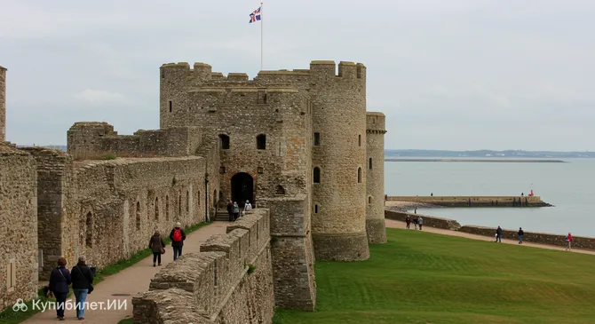 Замок Портчестер