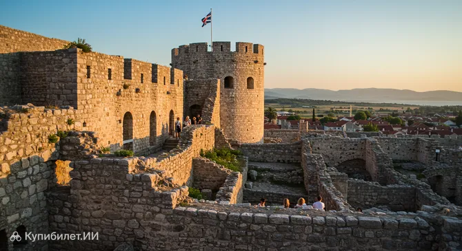 Крепость Солин