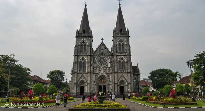 Кафедральный собор Маланга, Святая Мария с горы Кармель