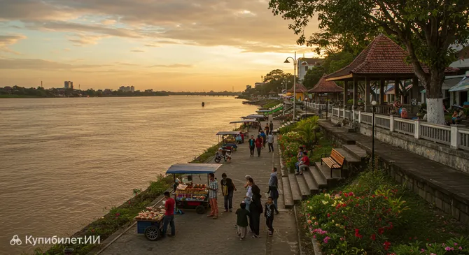 Парк на набережной Махакама