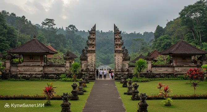 Президентский дворец Тампаксиринг