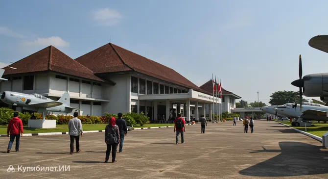 Музей Военно-воздушных сил Индонезии Диргантара Мандала