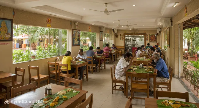 Вегетарианский ресторан Шри Мадхурам