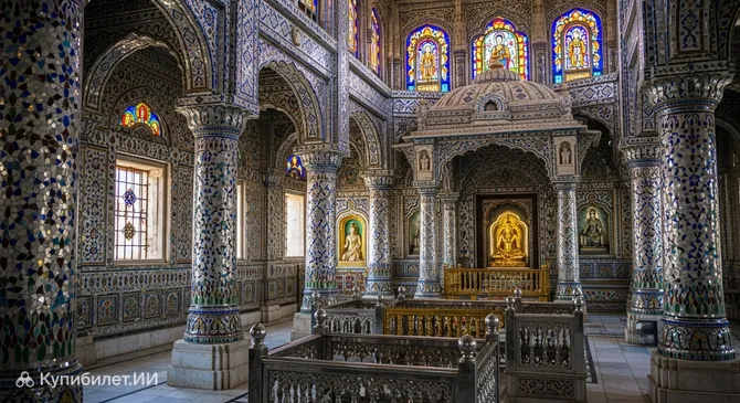 Джайнистский стеклянный храм