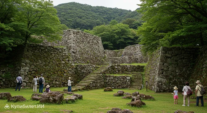 Руины замка Касугаяма