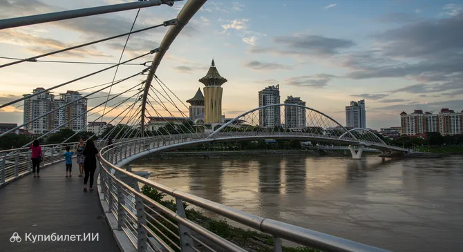 Мост Дарул Хана