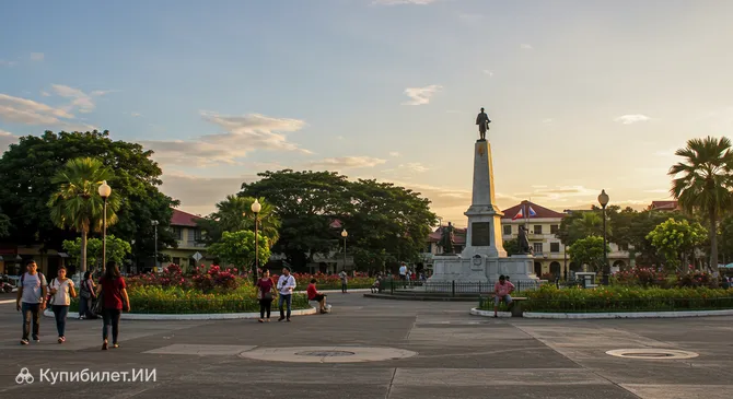 Площадь Рисаля