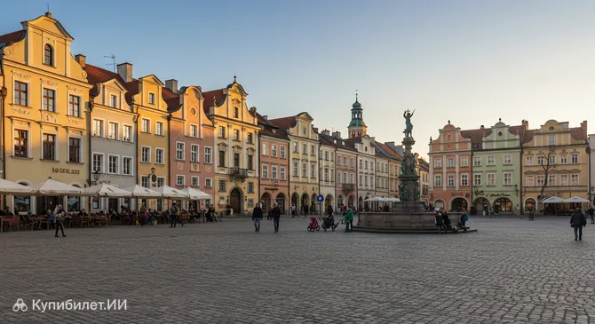 Рыночная площадь Еленя-Гура