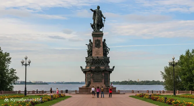 Памятник Петру I