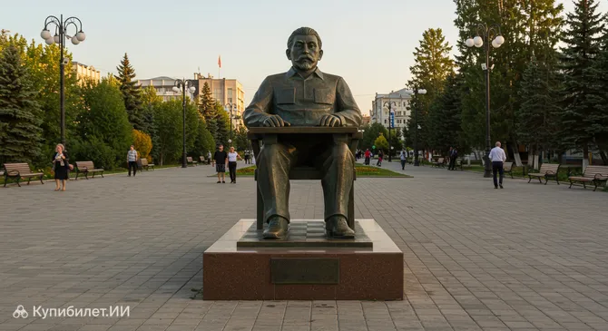 Памятник Остапу Бендеру