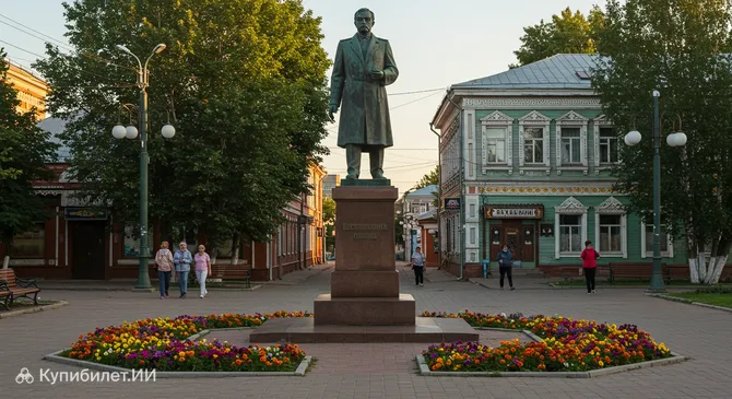 Памятник Леониду Гайдаю