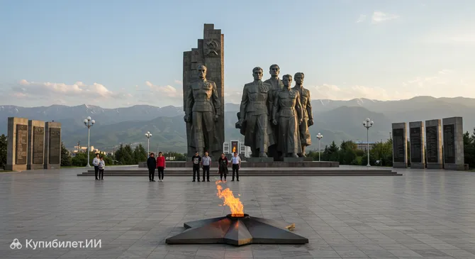 Памятник и Вечный огонь участникам Великой Отечественной войны