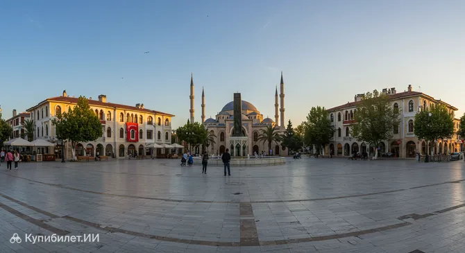 Площадь Республики