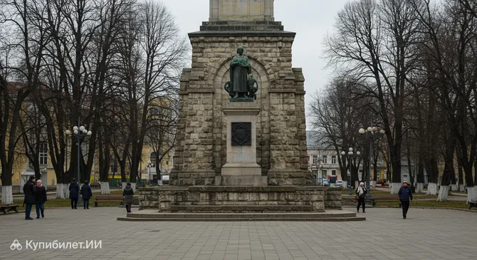 Памятник Степану Бандере