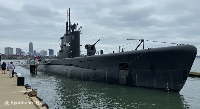 Мемориал-подводная лодка USS Cod